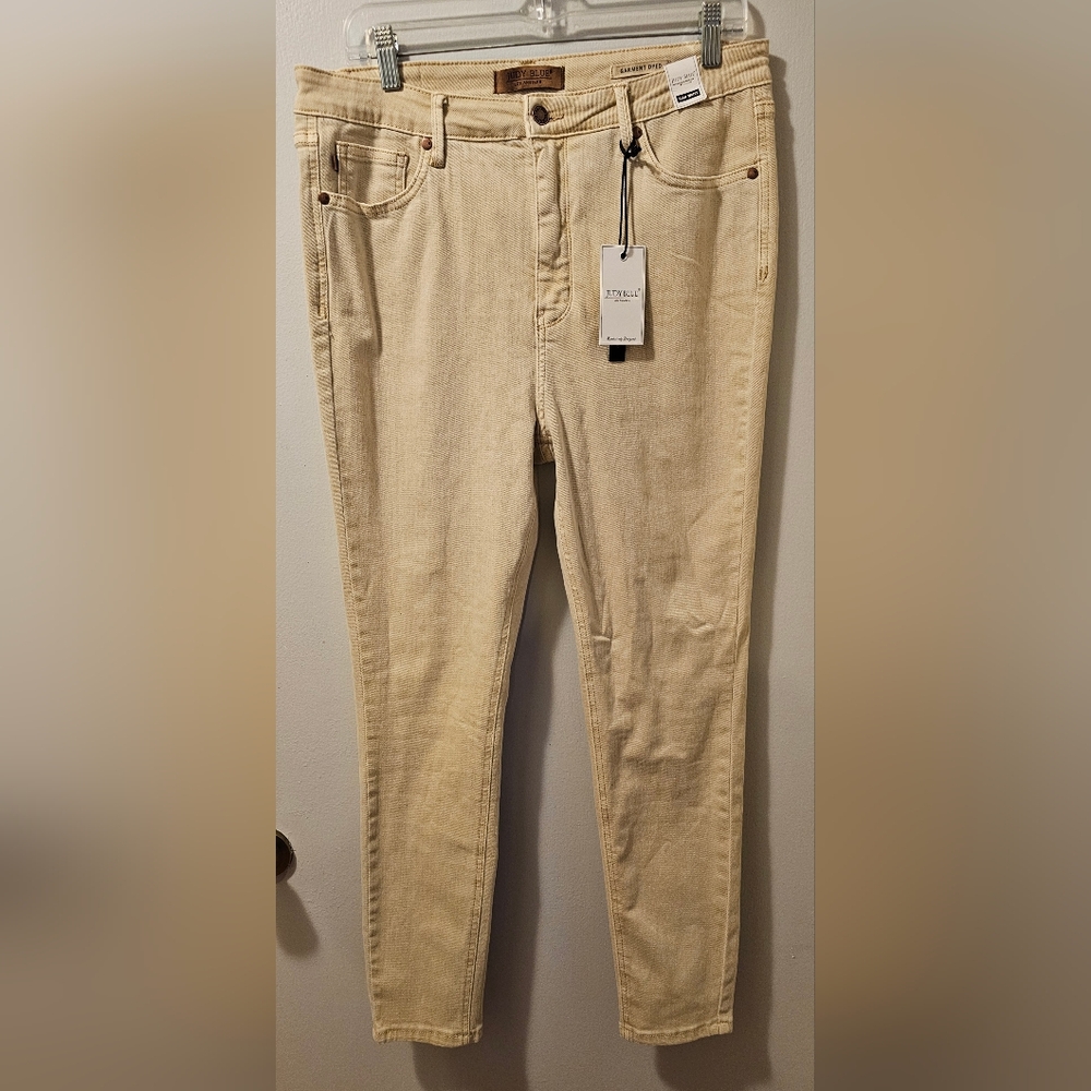 Judy Blue High Rise Bone Garment Dyed Jeans Women's‎ Size 15/32 NWT